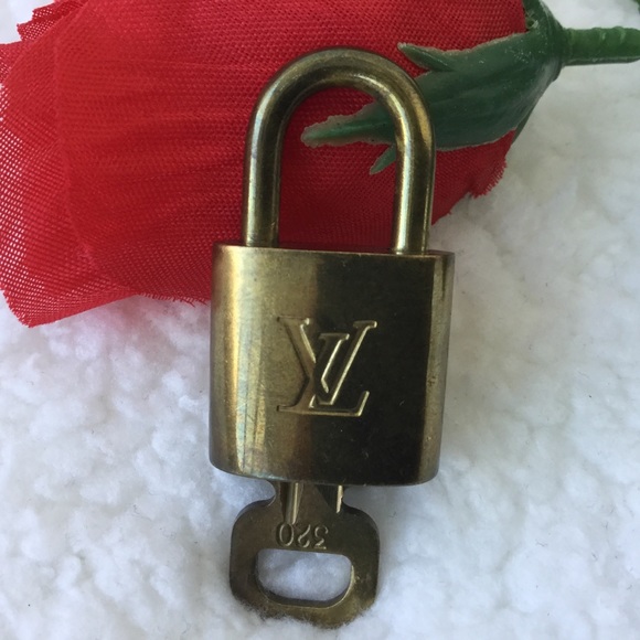 Louis Vuitton Set of 🔒 Padlock & 🔑 Key #320 🔐